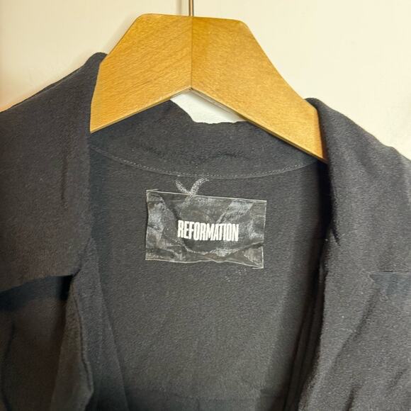 Reformation Ferris Black Tie Front Collared Cut Out Jumpsuit Size 4 - Picture 4 of 6